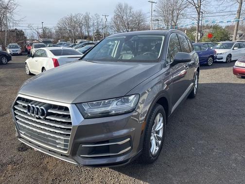 2019 Audi Q7 45 Premium Plus