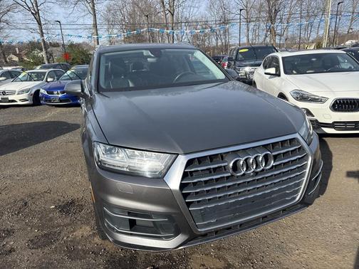 2019 Audi Q7 45 Premium Plus