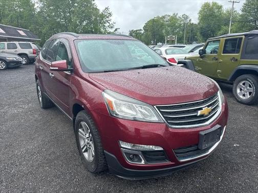 2017 Chevrolet Traverse 2LT