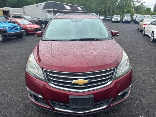 2017 Chevrolet Traverse 2LT