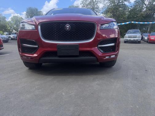 2017 Jaguar F-PACE 35t R-Sport