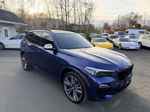 2020 BMW X5 M50i