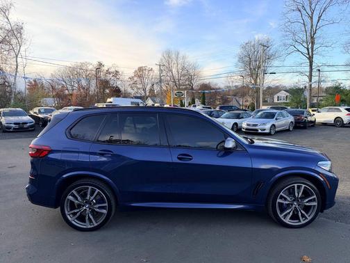 2020 BMW X5 M50i