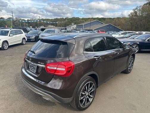 2016 Mercedes-Benz GLA-Class 4MATIC