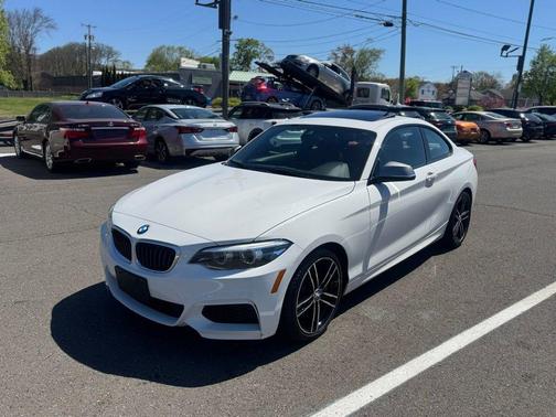 Alpine White 2018 BMW M240 i xDrive