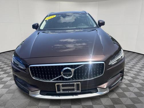 Brown Metallic 2017 Volvo V90 Cross Country T6