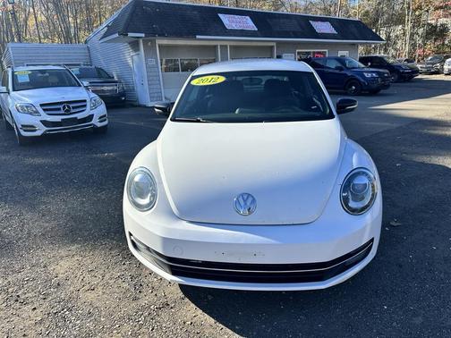 2012 Volkswagen Beetle Base