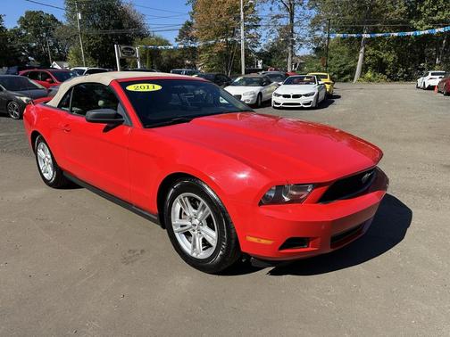 2011 Ford Mustang V6