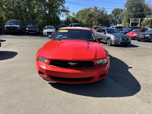 2011 Ford Mustang V6
