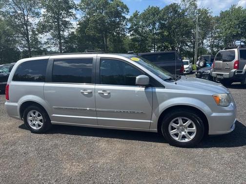 2012 Chrysler Town & Country Touring