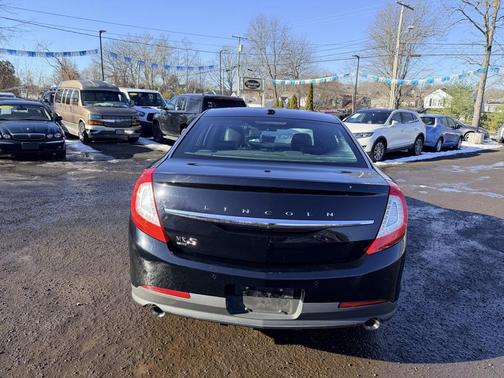 2016 Lincoln MKS EcoBoost