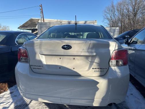 2013 Subaru Impreza 2.0i