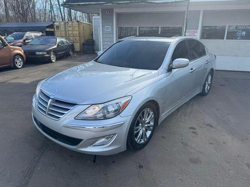 2012 Hyundai Genesis 3.8