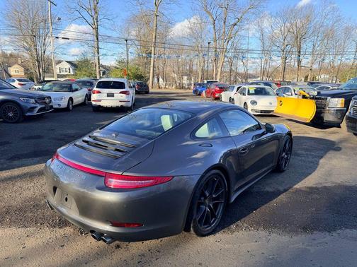 2015 Porsche 911 Carrera 4S
