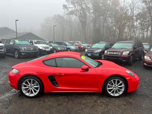 2019 Porsche 718 Cayman Base