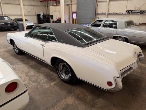 White 1969 Buick Riviera