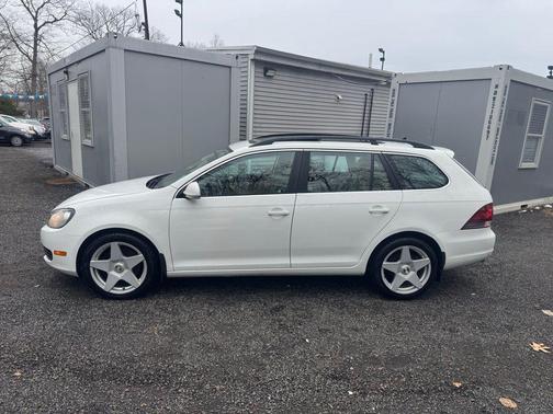 2014 Volkswagen Jetta SportWagen DSG TDI w/Sunroof & Nav
