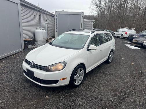 2014 Volkswagen Jetta SportWagen DSG TDI w/Sunroof & Nav