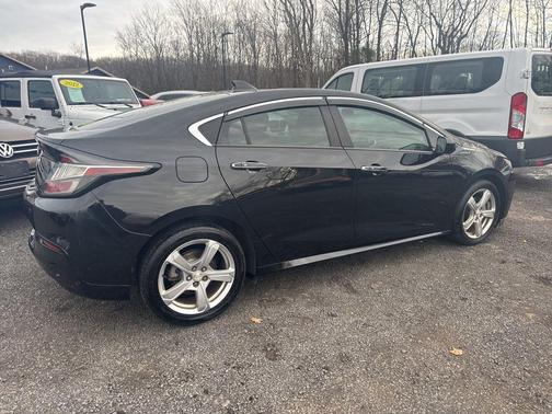 2017 Chevrolet Volt LT