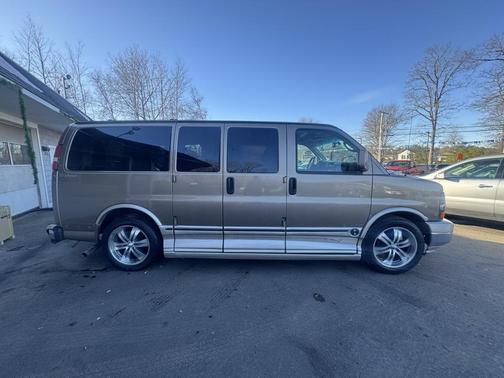 2004 Chevrolet Express 1500 Base