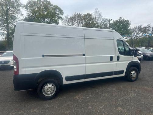 Bright White Clearcoat 2023 RAM ProMaster 2500 High Roof