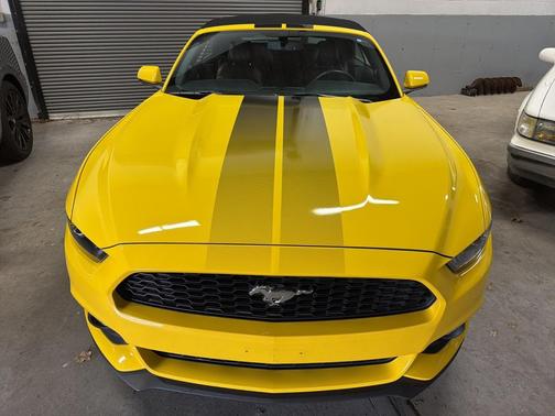 2017 Ford Mustang EcoBoost Premium