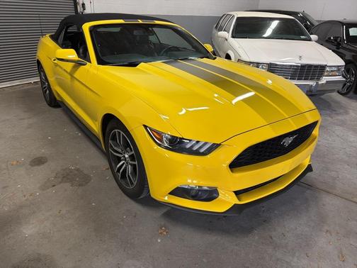 2017 Ford Mustang EcoBoost Premium