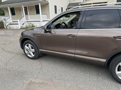 2014 Volkswagen Touareg X