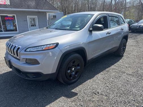 2016 Jeep Cherokee Sport