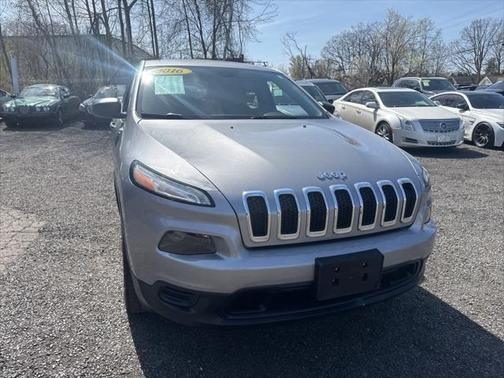 2016 Jeep Cherokee Sport