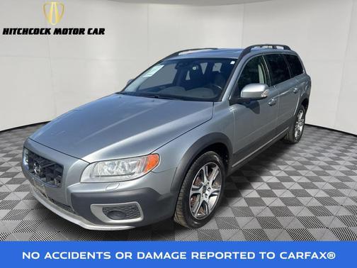 Silver 2013 Volvo XC70