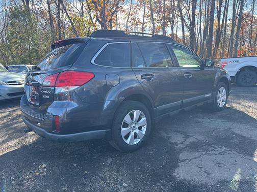 2012 Subaru Outback 2.5i Limited