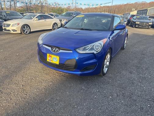 2013 Hyundai Veloster Base