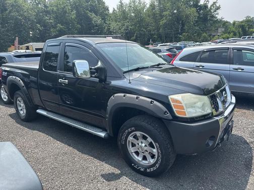 2004 Nissan Titan SE King Cab