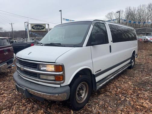 2000 Chevrolet Express 3500 Base