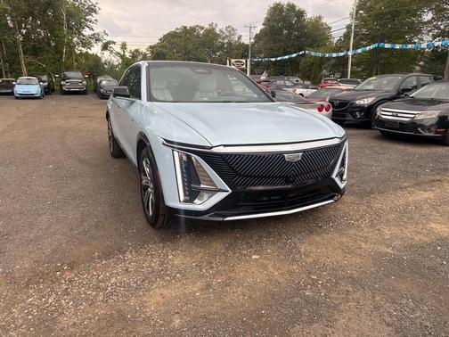 2024 Cadillac LYRIQ Luxury