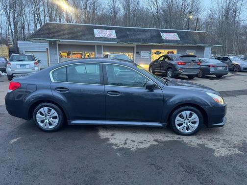 2013 Subaru Legacy Base