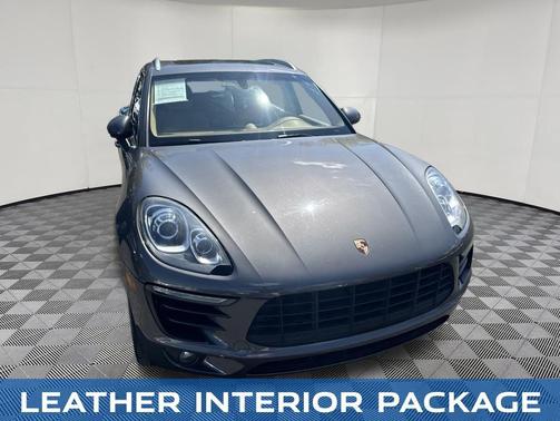 Agate Gray Metallic 2016 Porsche Macan Macan S