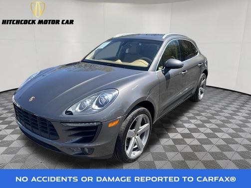 Agate Gray Metallic 2016 Porsche Macan Macan S