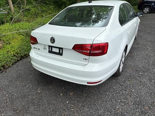 2015 Volkswagen Jetta 1.8T SE