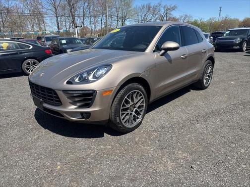 2017 Porsche Macan Base