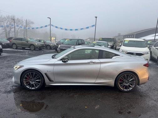 2017 INFINITI Q60 3.0t Red Sport 400