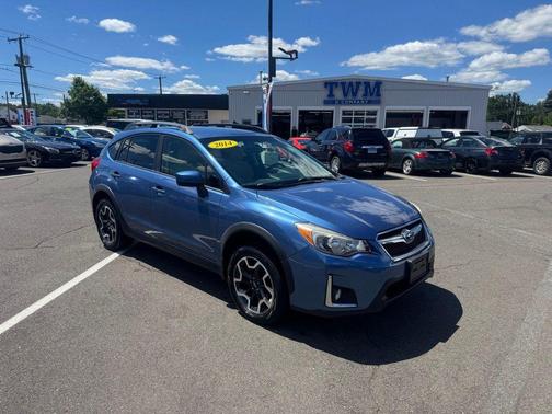 Quartz Blue Pearl 2016 Subaru Crosstrek 2.0i Premium