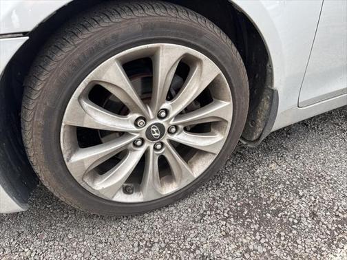 2011 Hyundai SONATA SE