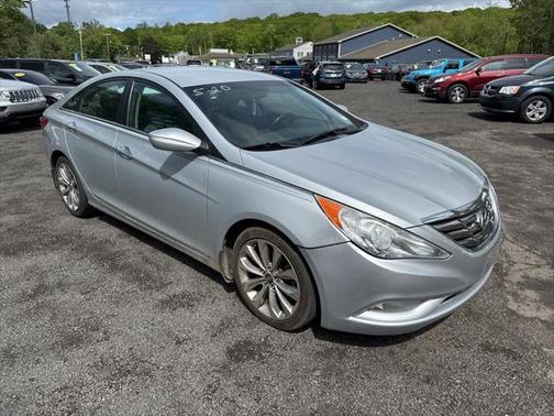 2011 Hyundai SONATA SE