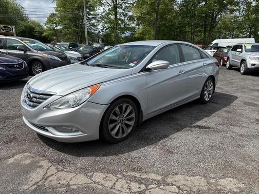 2011 Hyundai SONATA SE