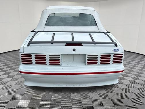 White 1989 Ford Mustang GT