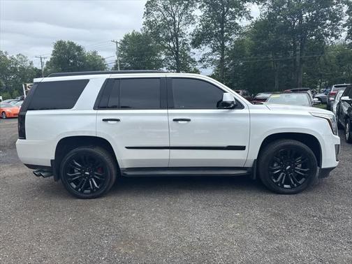 2016 Cadillac Escalade Luxury