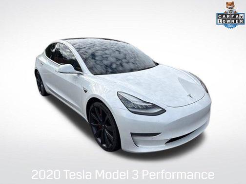 Pearl White Multi-Coat 2020 Tesla Model 3 Performance