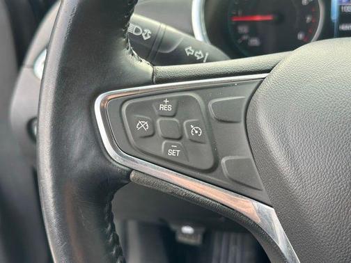 2017 Chevrolet Malibu 1LT